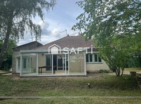 Saint-Brisson-Sur-Loire, Centre 45500