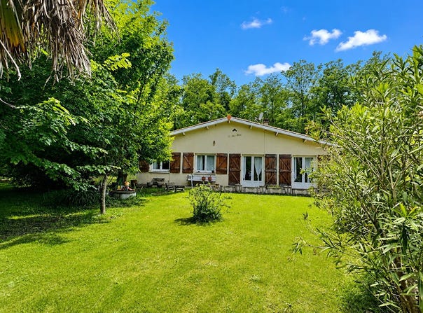 Saint-Étienne-de-Tulmont, Midi-Pyrénées 82410