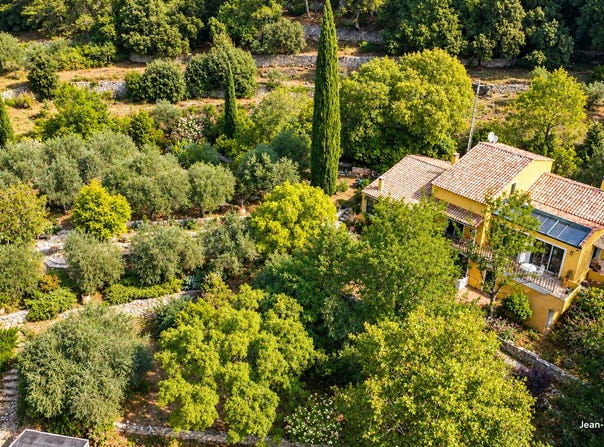 Cotignac, Provence-Alpes-Côte d'Azur 83570