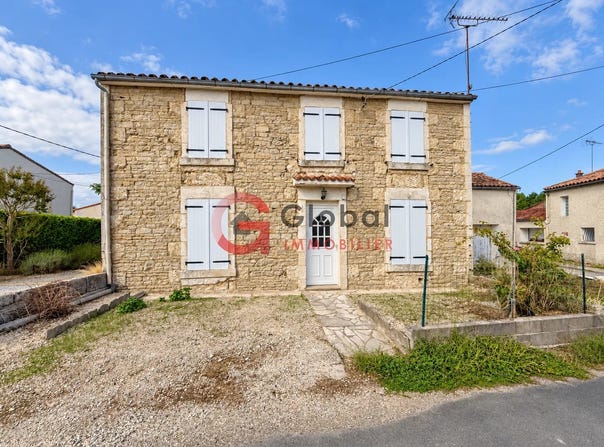 Saint-Hilaire-la-Palud, Deux-Sèvres 79210