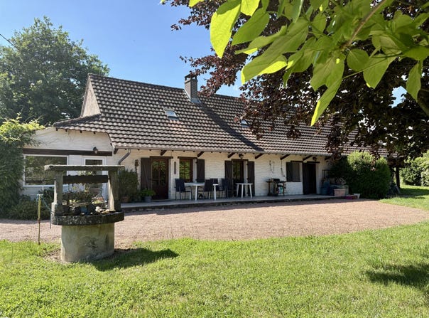 La Frette, Burgundy 71440
