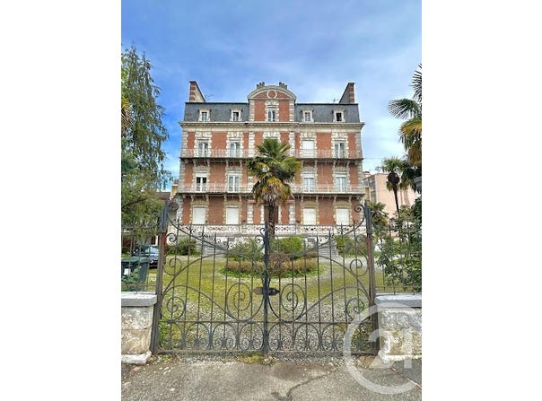 PAU, Nouvelle-Aquitaine 64000