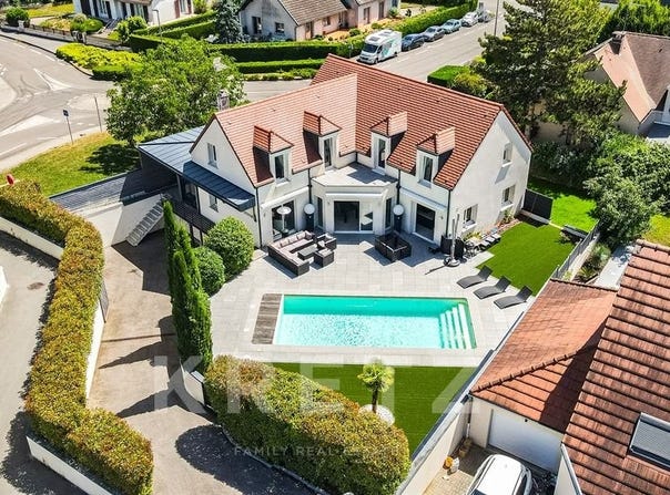 Dijon, Burgundy 21000