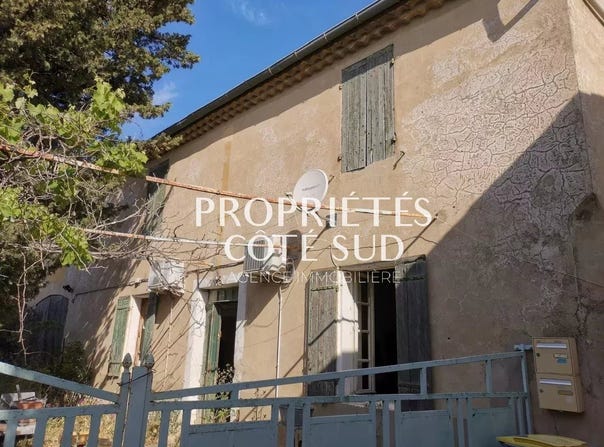 Tavel, Languedoc-Roussillon 30126