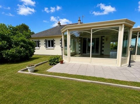 Mayenne, Pays de la Loire 53100