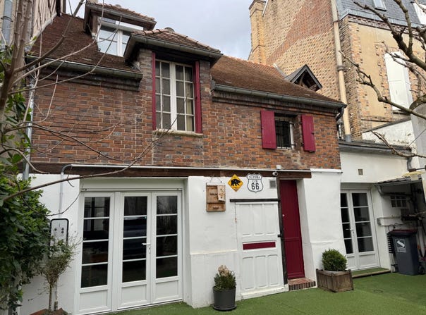 Sens, Yonne 89100