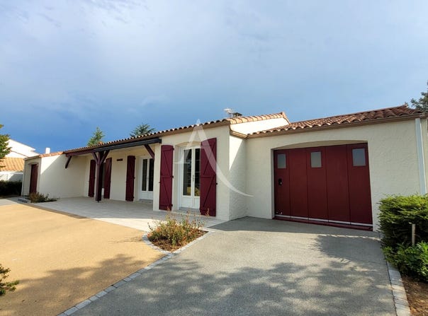 ANGLES, Pays de la Loire 85750