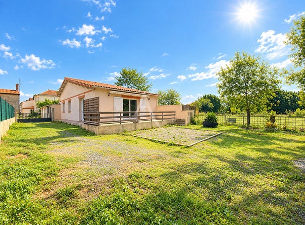 PAULX, Pays de la Loire 44270