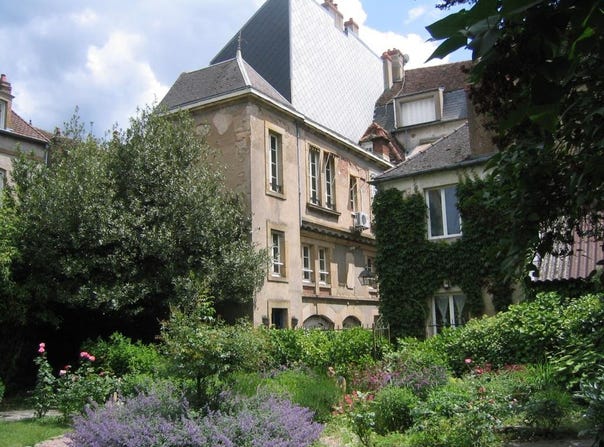 Autun, Burgundy 71400