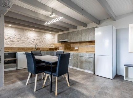 Nontron, Aquitaine 24300