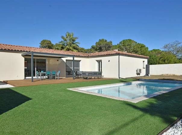 Nages-et-Solorgues, Languedoc-Roussillon 30114