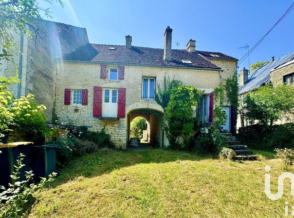 Vermenton, Bourgogne-Franche-Comté 89270
