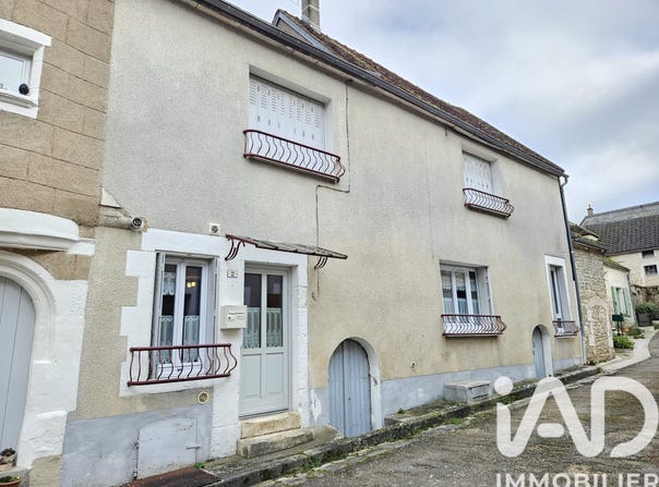 Irancy, Bourgogne-Franche-Comté 89290