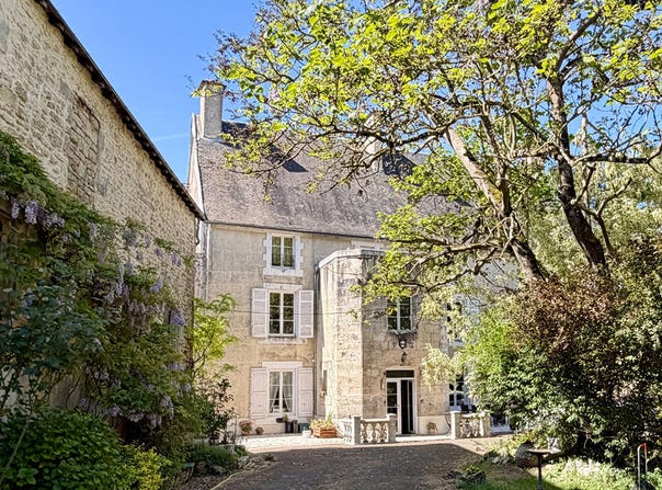 CHEF BOUTONNE, Nouvelle-Aquitaine 79110