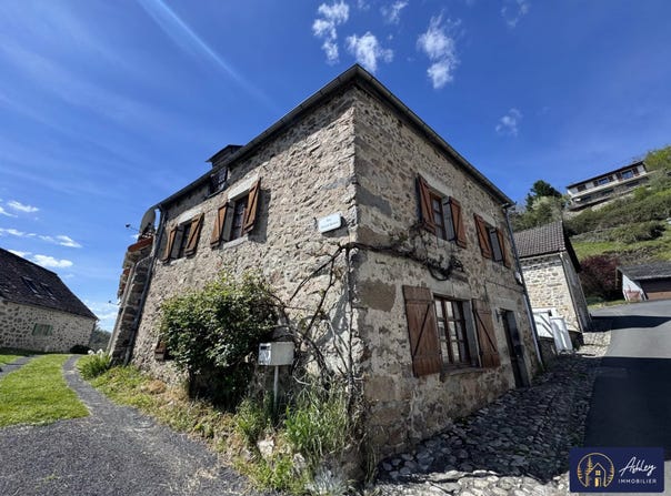 Antignac, Cantal 15240