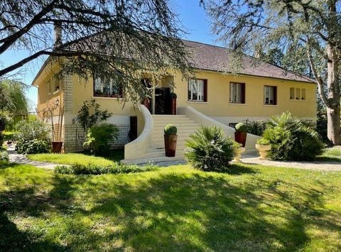 Usson-Du-Poitou, Poitou-Charentes 86350
