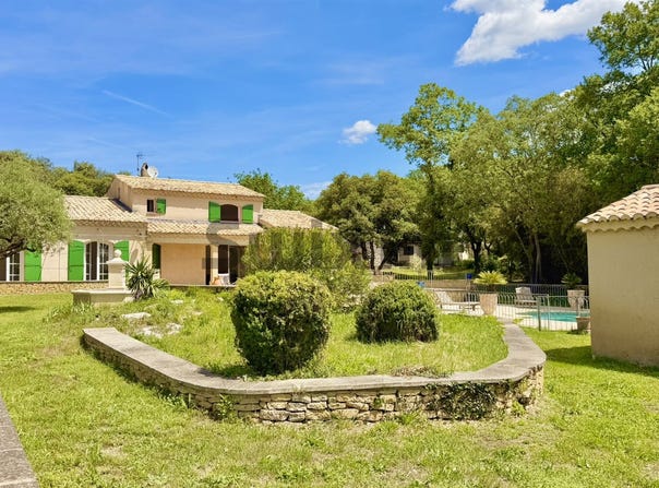 Castillon-du-Gard, Languedoc-Roussillon 30210