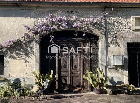 Barbezieux-Saint-Hilaire, Poitou-Charentes 16300
