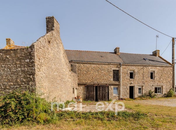 Erdeven, Brittany 56410