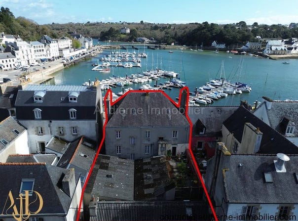 Audierne, Brittany 29770