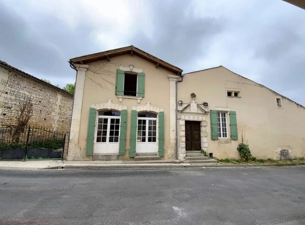 Jonzac, Charente-Maritime 17500