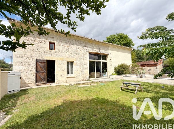 Ménesplet, Nouvelle-Aquitaine 24700