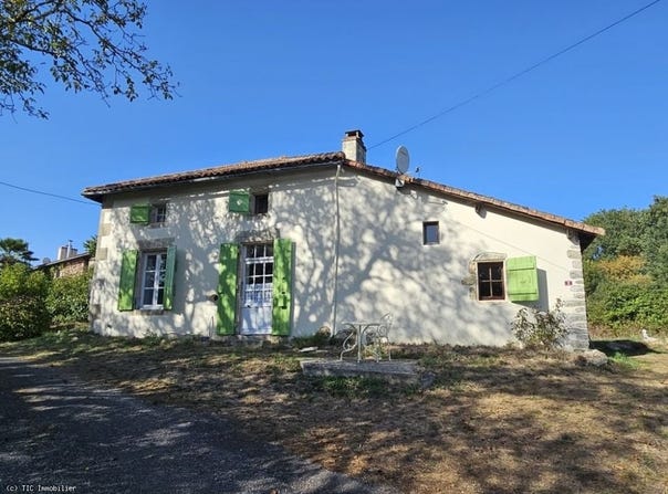 Alloue, Poitou-Charentes 16490