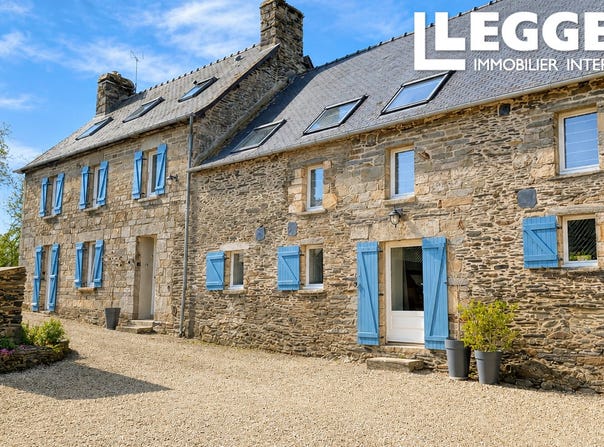 Merléac, Brittany 22460