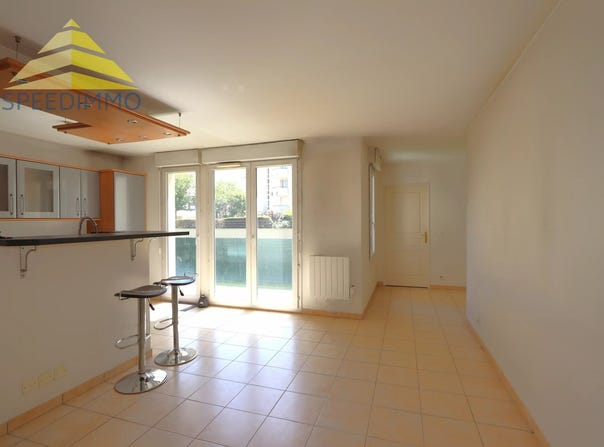 Combs-la-Ville, Seine-et-Marne 77380