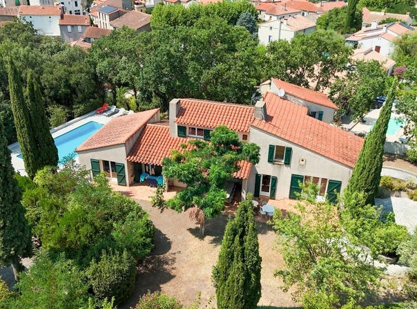 Laroque-des-Albères, Languedoc-Roussillon 66740