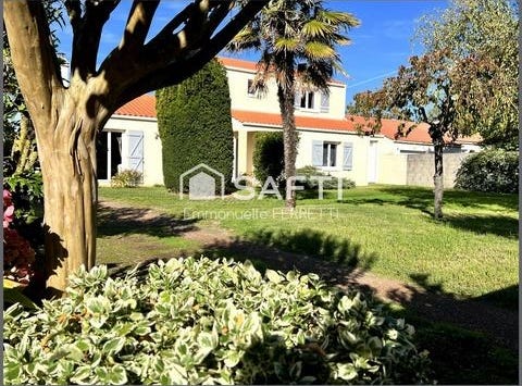 Angles, Pays de la Loire 85750