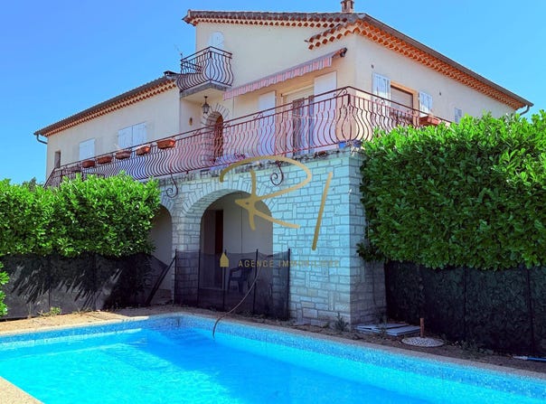 Barjac, Languedoc-Roussillon 30430