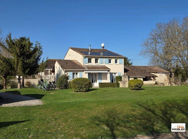 La Couronne, Poitou-Charentes 16400