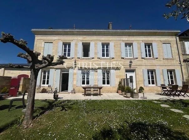 Bourg, Aquitaine 33710