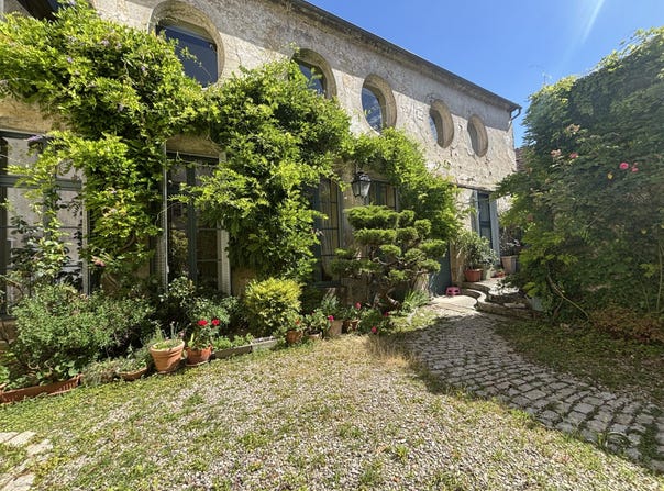 Châtillon-sur-Seine, Burgundy 21400