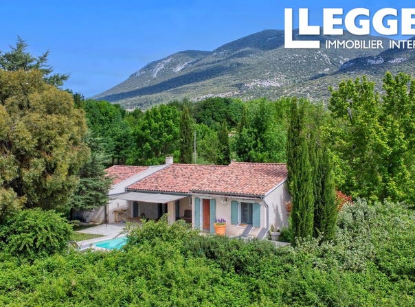 Rustrel, Provence-Alpes-Côte d'Azur 84400