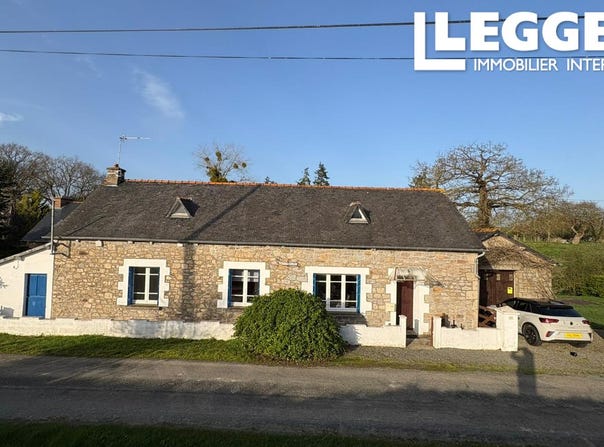 Jugon-les-Lacs, Brittany 22270