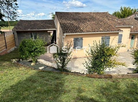 Roullet-Saint-Estephe, Poitou-Charentes 16440