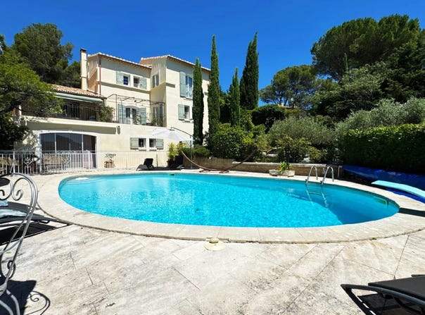 Beaucaire, Gard 30300