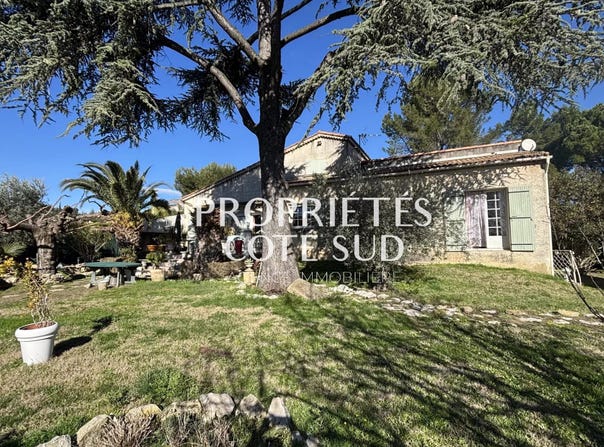 Pujaut, Languedoc-Roussillon 30131