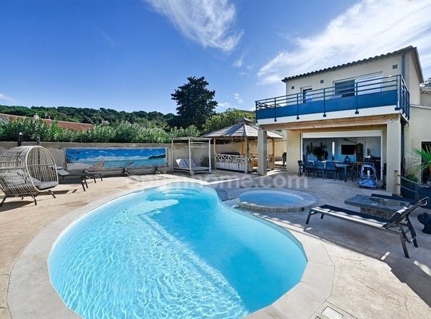 Bagnols-sur-Cèze, Languedoc-Roussillon 30200