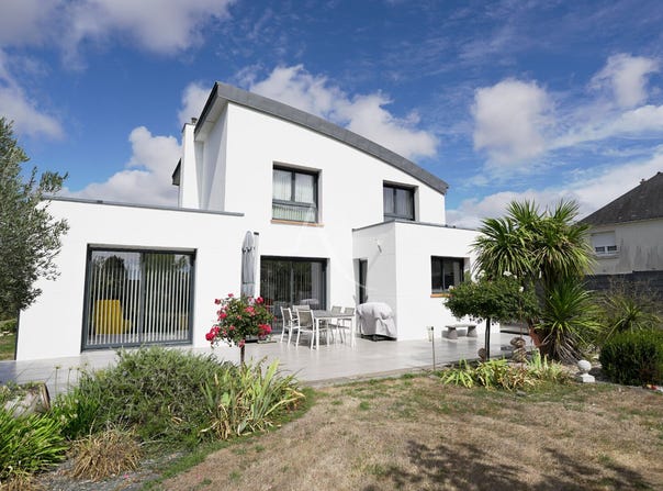 CARO, Brittany 56140