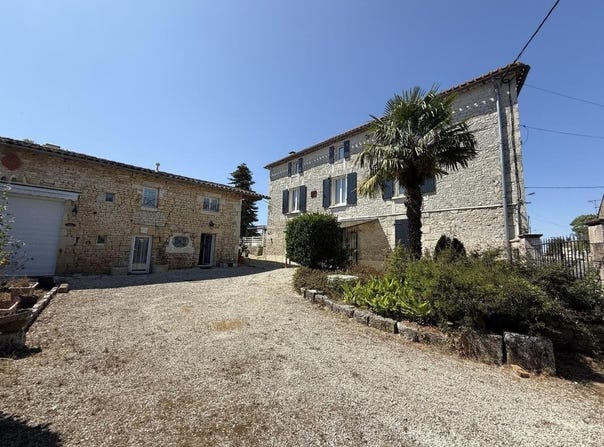 Valence, Poitou-Charentes 16460
