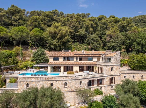 Grasse - Exceptional Estate with Private Helipad and Panoramic Mediterranean Views Grasse, Alpes-Maritimes, France, Grasse, Alpes-Maritimes 06130