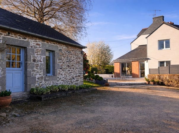 Bourbriac, Brittany 22390