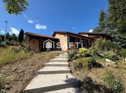 Le Crest, Auvergne 63450