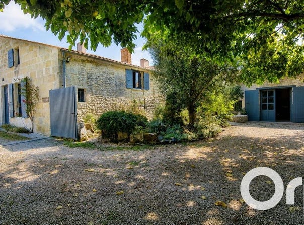 Saint-Sornin, Poitou-Charentes 17600
