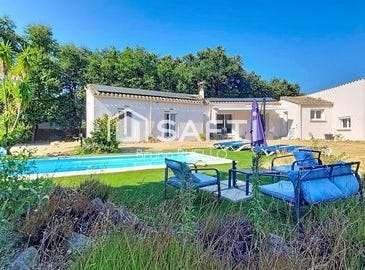 Laroque-Des-Alberes, Languedoc-Roussillon 66740