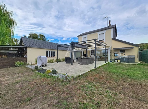 IGOVILLE, Normandy 27460