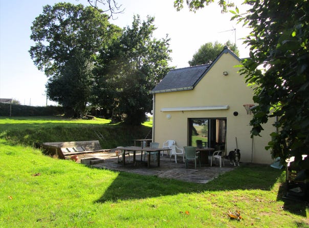 Cléguérec, Brittany 56480